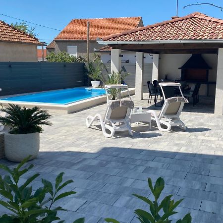 Breitling Apartments With Pool Biograd Na Moru Ngoại thất bức ảnh