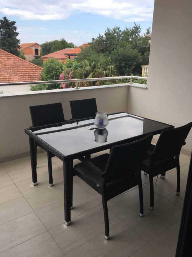 Breitling Apartments With Pool Biograd Na Moru Ngoại thất bức ảnh