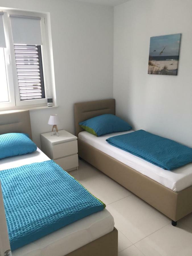 Breitling Apartments With Pool Biograd Na Moru Ngoại thất bức ảnh